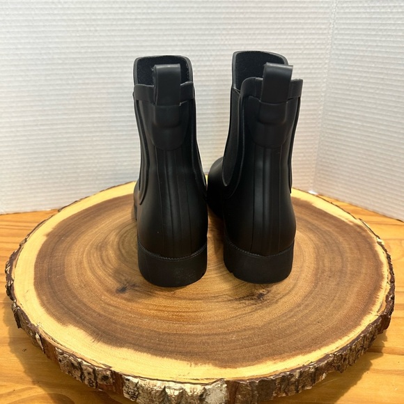 Eddie Bauer Women’s Hailey Weather Resistant Comfort Stretch Rain Boots Black 7 - Picture 3 of 10